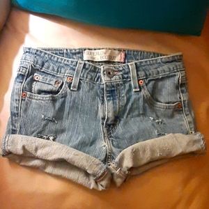 Levi shorts